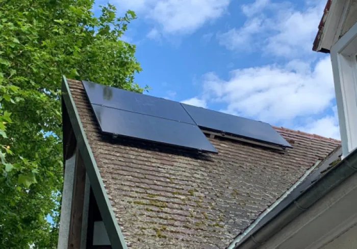 Photovoltaik Installation in 79108 Freiburg im Breisgau